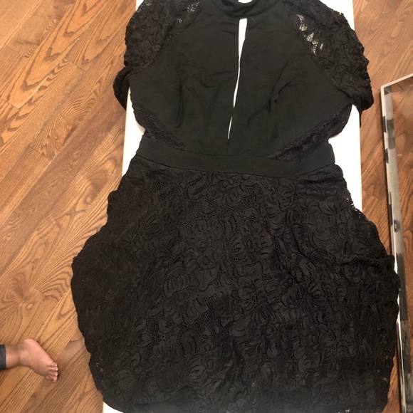 BCBG black lace dress - Picture 1 of 2